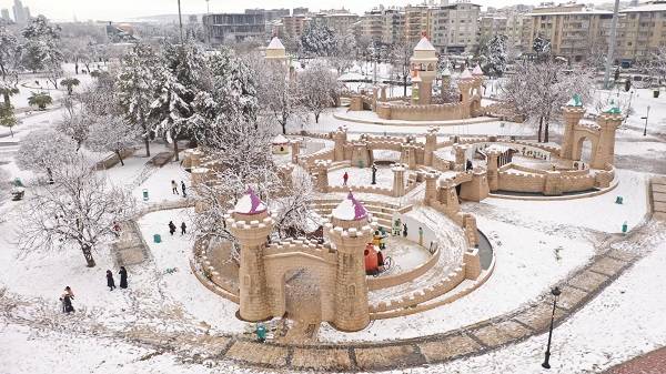 Gaziantep okullar tatil mi 14 Mart! Gaziantep hangi ilçeler okullar tatil valilik açıklaması