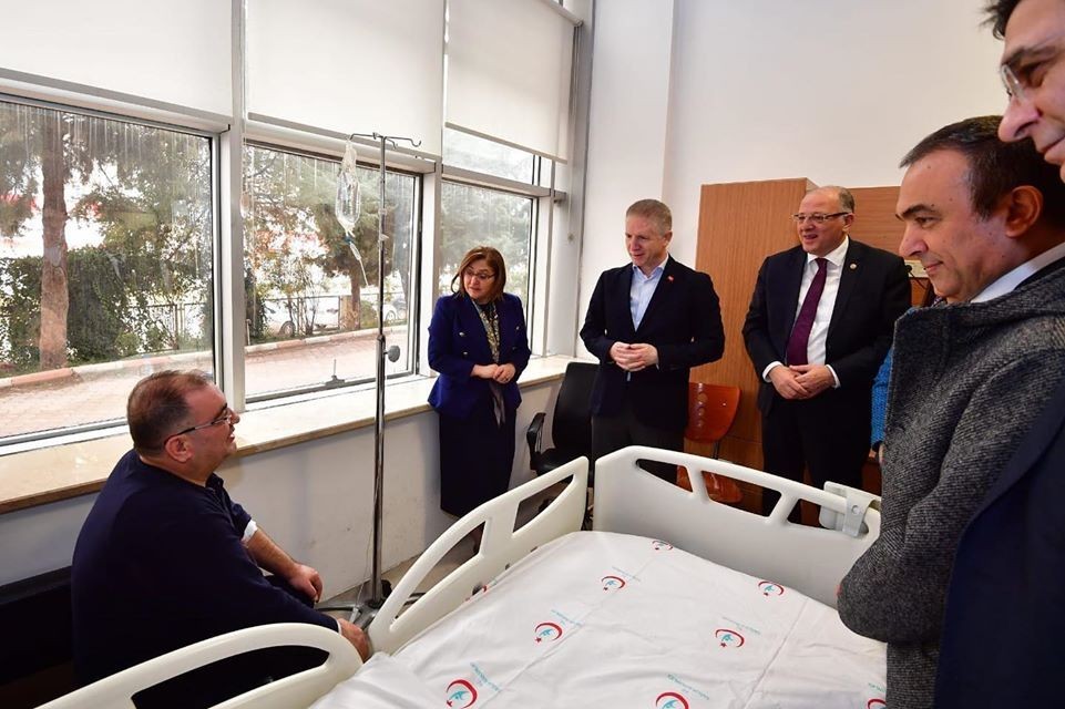 Gaziantep protokolünde Belediye Başkanı Bulut’a geçmiş olsun ziyareti 