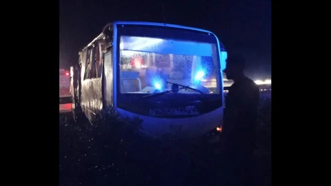 Gaziantep’de feci kaza! Tur otobüsü devrildi