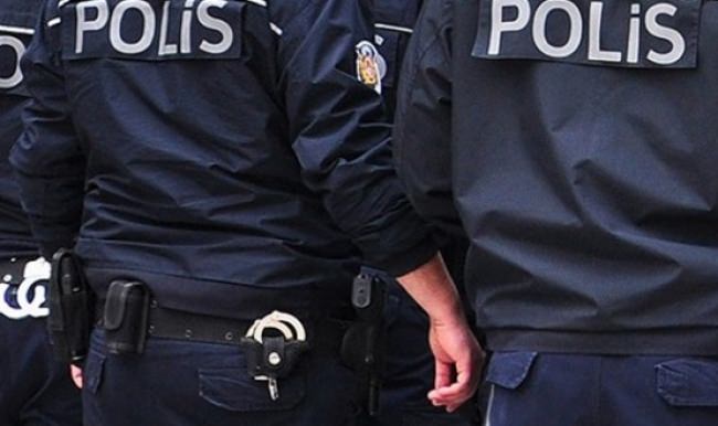 Gaziantep'de sivil polisi başından vurdular!