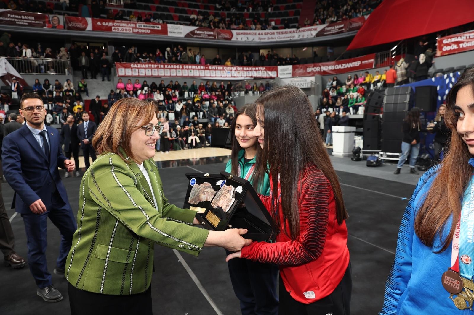 Gaziantep'in Genç Yıldızları ödülle taçlandı