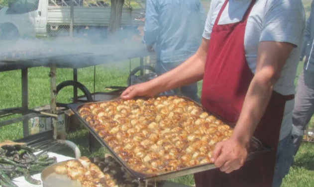Gaziantep’in sarımsak kebabı damak çatlatıyor