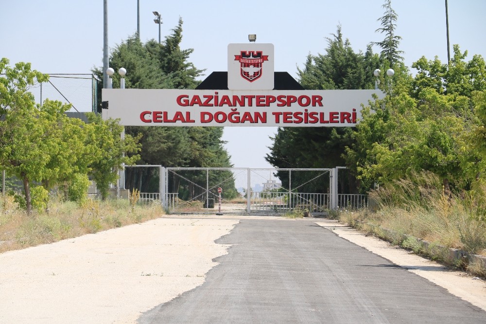 Gaziantepspor tesisleri çürümeye terk edildi 