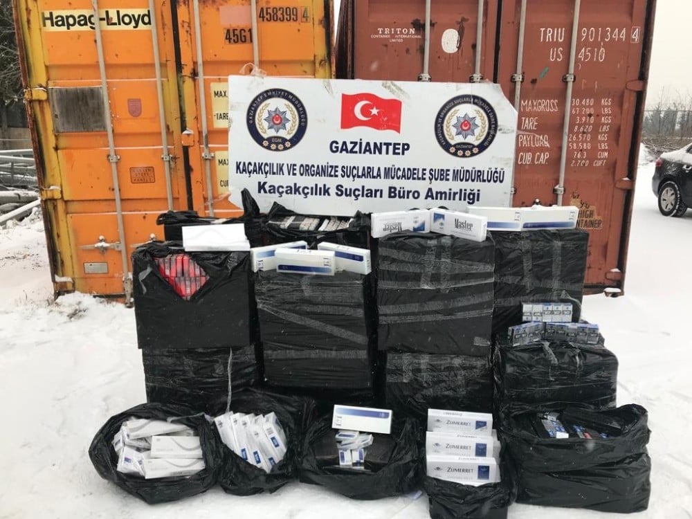 Gaziantep’te 10 bin 500 paket kaçak sigara ele geçirildi 