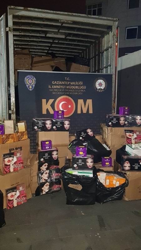 Gaziantep’te 76 bin kaçak kozmetik ürünü ele geçirildi 