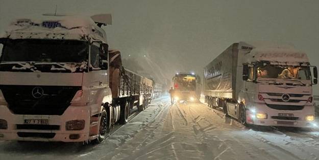Gaziantep'te hayat durdu! 2 bin kişi kurtarıldı