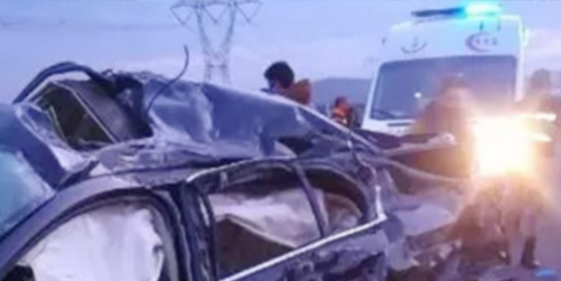 Gaziantep’te kavşakta feci kaza! 2 yaralı