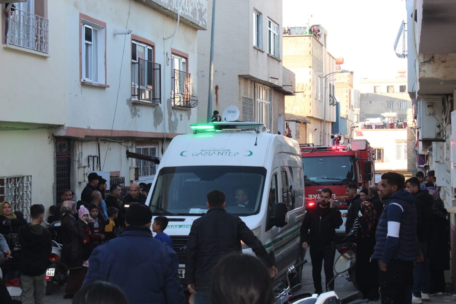 Gaziantep'te korkunç yangın! İki kardeşten acı haber