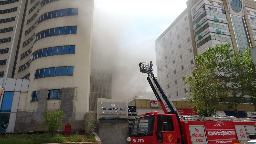 Gaziantep’te otel yangını 
