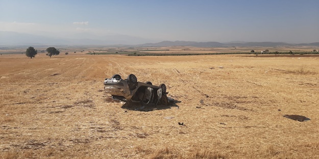 Gaziantep'te otomobil devrildi: Yaralılar var