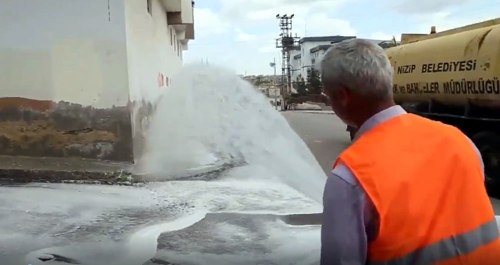 Gaziantep’te şaka gibi dezenfekte 