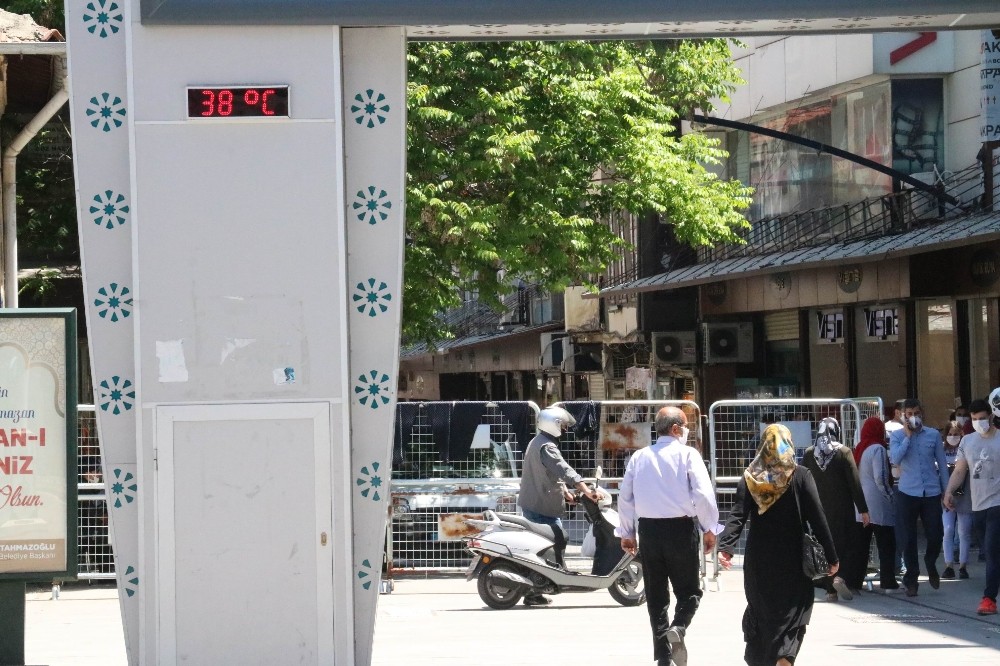 Gaziantep’te termometreler 38 dereceyi gösterdi 