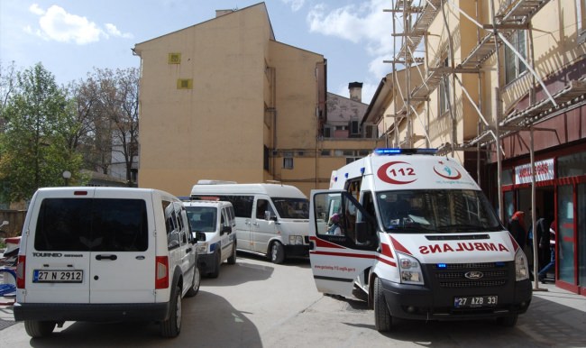 Gaziantep'te trafik kazası: 1 ölü, 4 yaralı