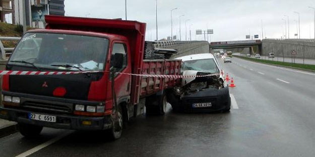 Gaziantep'te trafik kazası: 2 yaralı