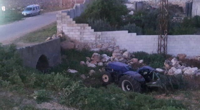 Gaziantep'te traktör şarampole yuvarlandı: 1 kişi öldü