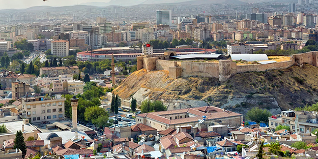 Gaziantep'teki son seçim anketinin sonucu kamuoyu ile paylaşıldı
