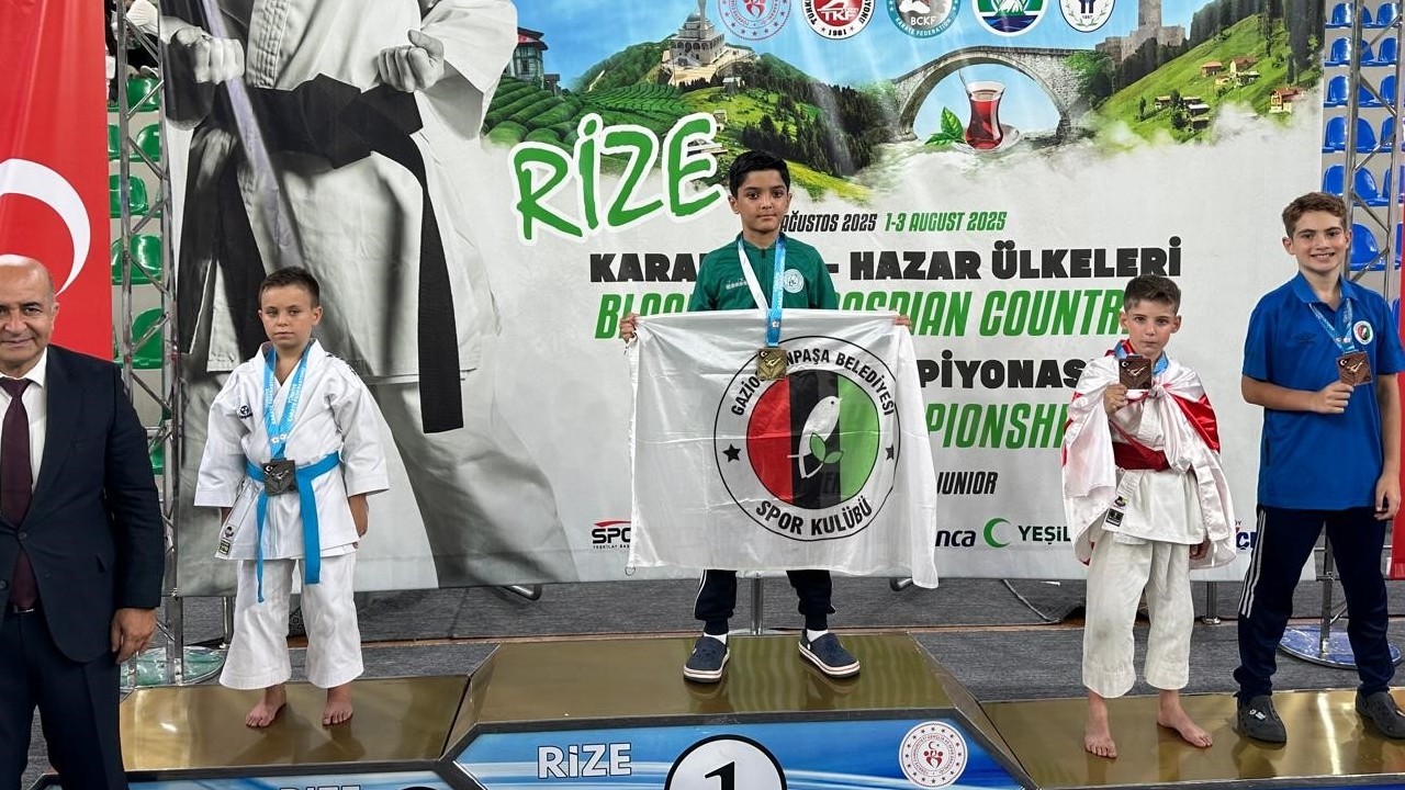 Gaziosmanpaşa Belediyesi Spor Kulübü Karate Takımı Rize’den 9 madalyayla döndü
