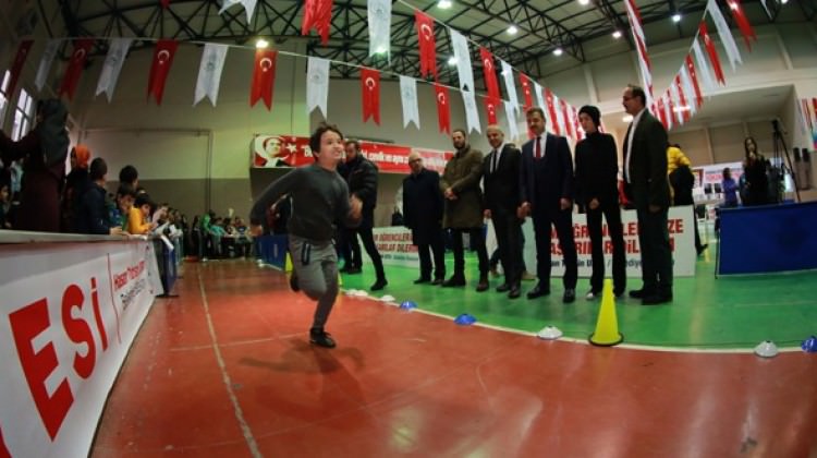 Gaziosmanpaşa Belediyesi'nden 15 bin çocuğa test!