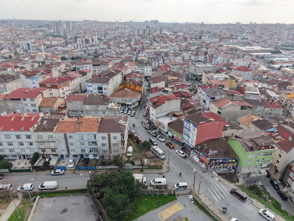 Gaziosmanpaşa Belediyesi'nden tarihi adım: 50 yıllık mülkiyet sorunu çözüme kavuştu