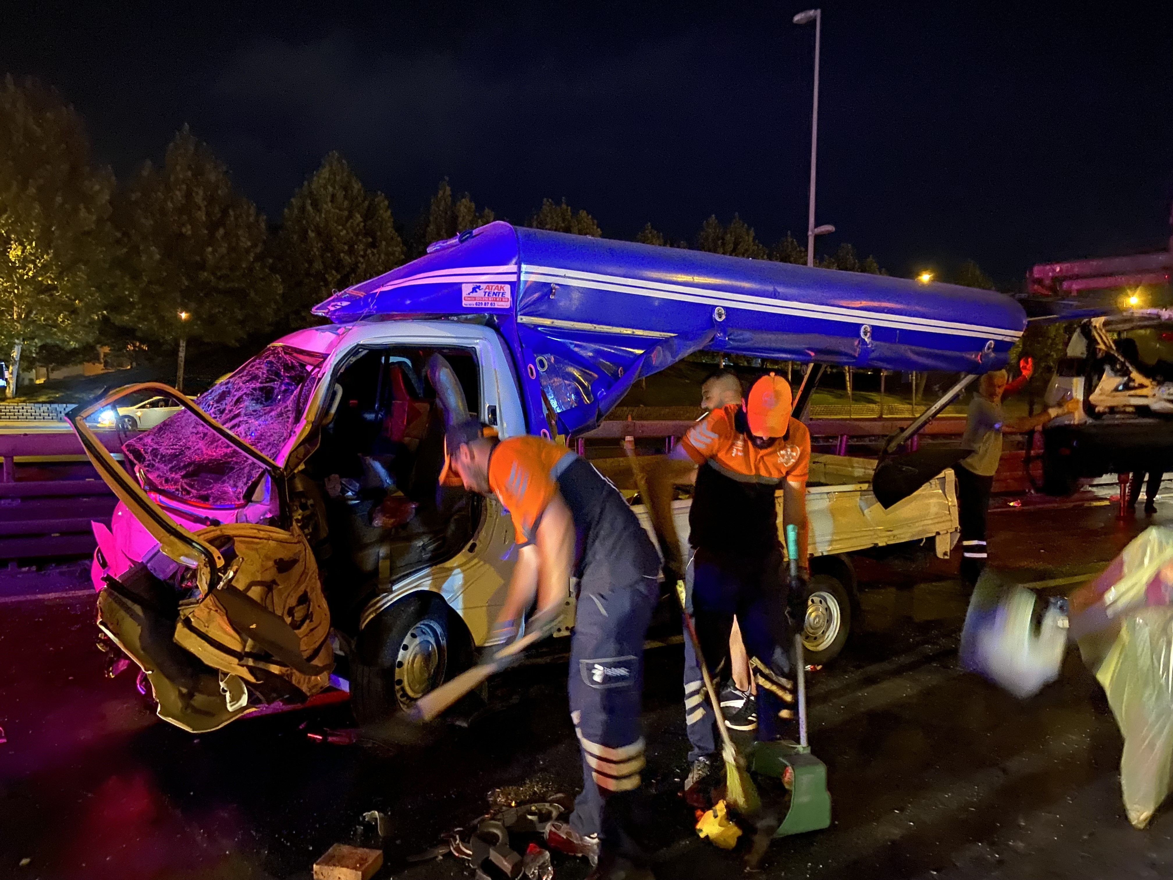 Gaziosmanpaşa’da başlayan polis kovalamacası Küçükçekmece’de kazayla bitti