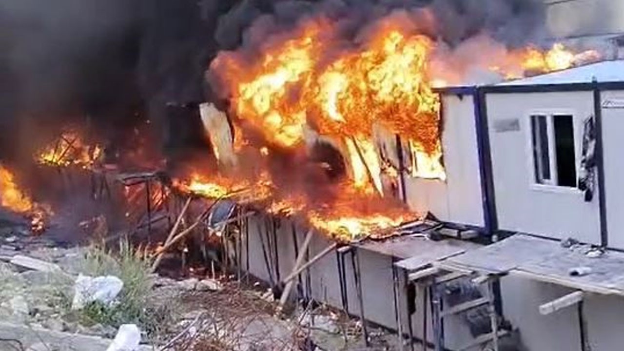 Gaziosmanpaşa'da feci yangın