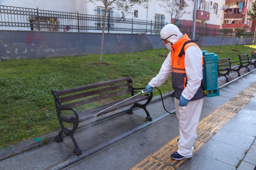 Gaziosmanpaşa’da parklar 65 yaş üstü vatandaşlar için hazırlıyor 