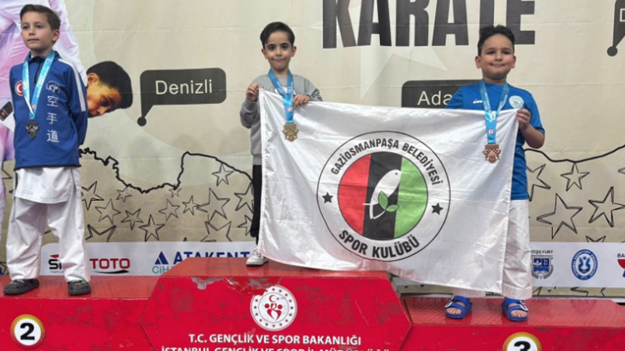 Gaziosmanpaşalı Minik Karateci Kaan Ayaz, Türkiye Şampiyonu Oldu