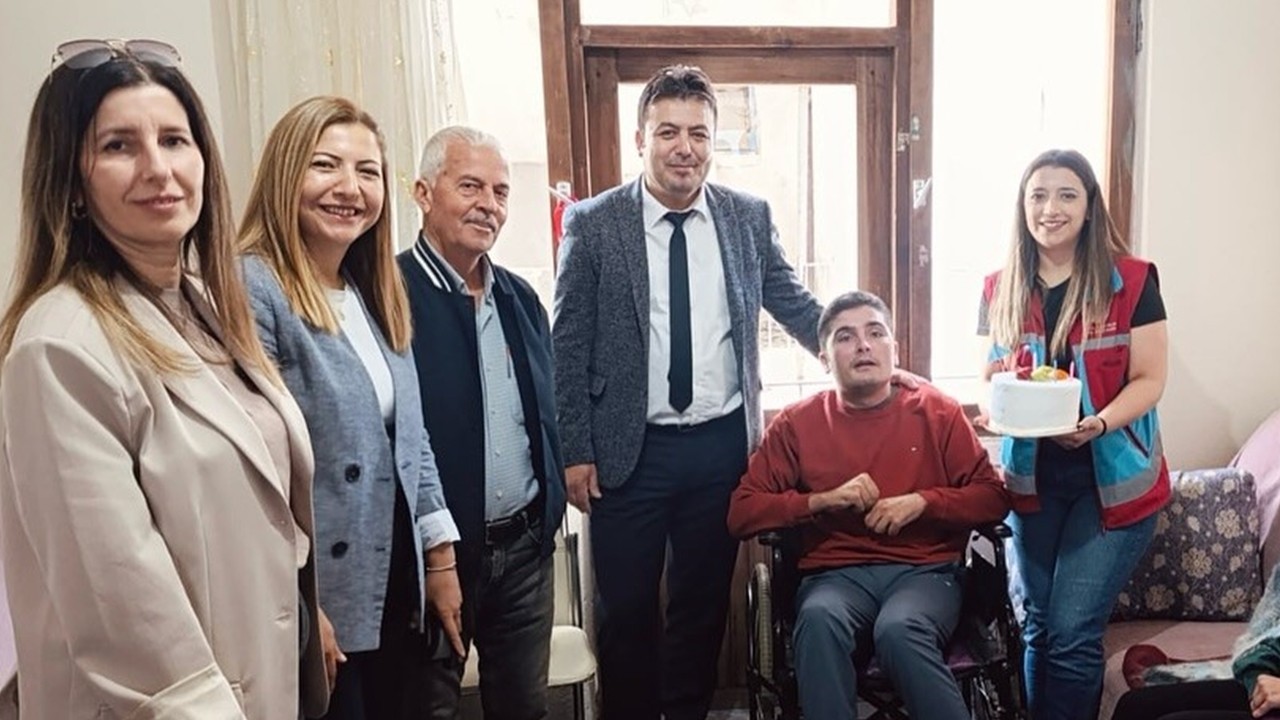 Gazipaşa SYDV'den özel bireylere doğum günü sürprizi