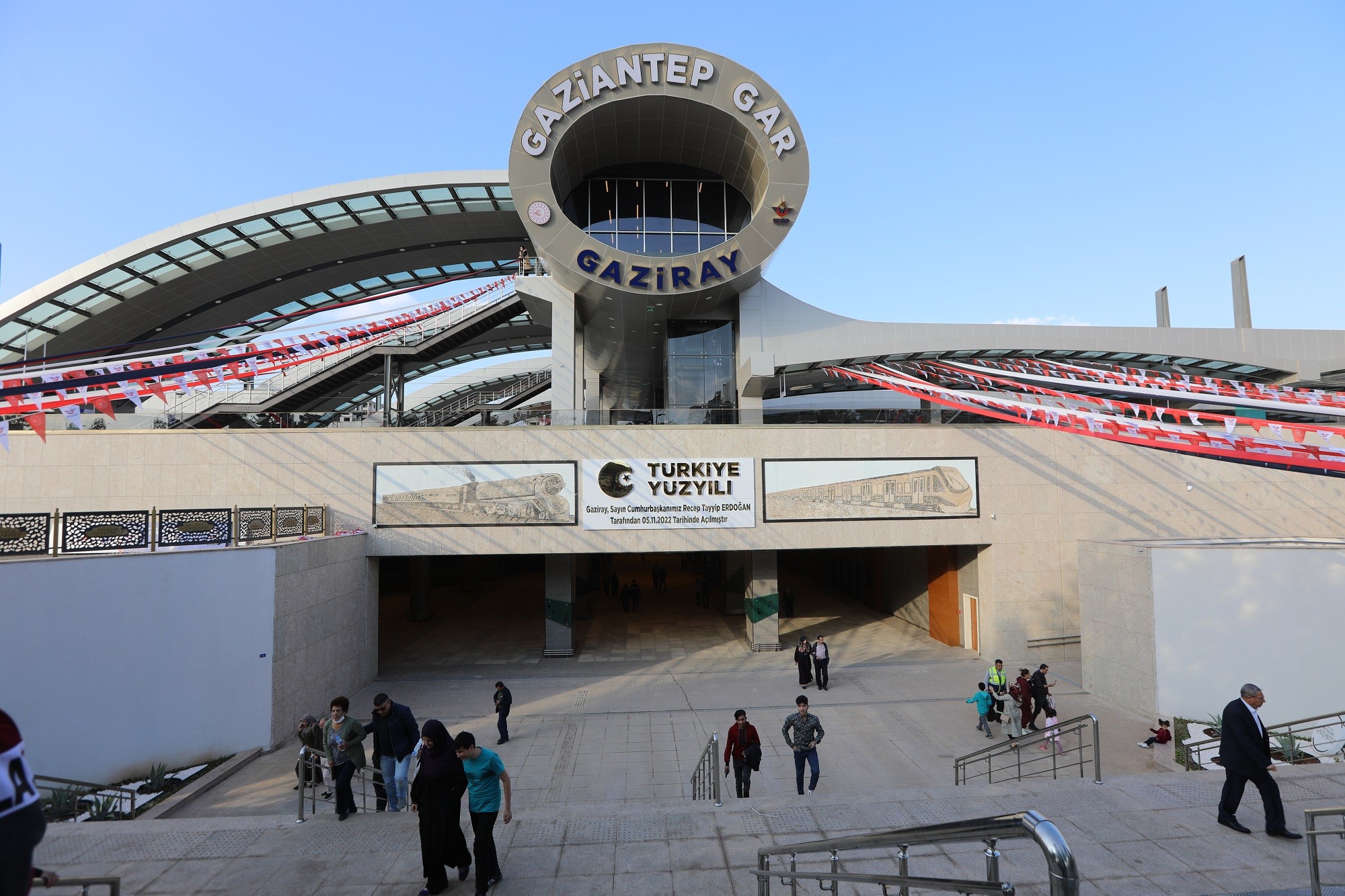 GAZİRAY’ın yolcu taşıdığı istasyon sayısı artıyor