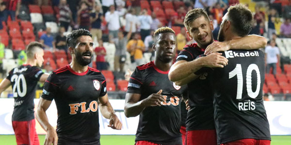 Gazişehir Gaziantep'te galibiyet sevinci
