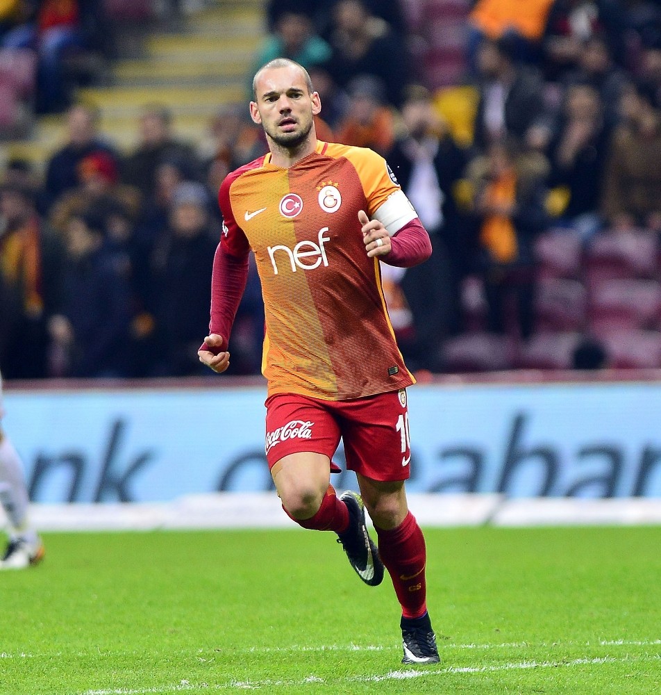 Gazişehir Gaziantep’te Sneijder iddiaları 