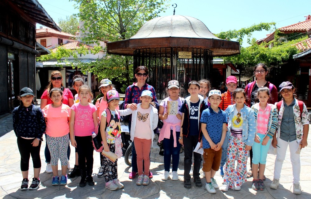 ‘Gazoz Ağacı’ projesi ile tarihi Muğla’yı tanıdılar 