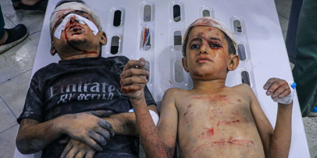 Gazze Şeridi 'çocuk mezarlığına' dönüştü!