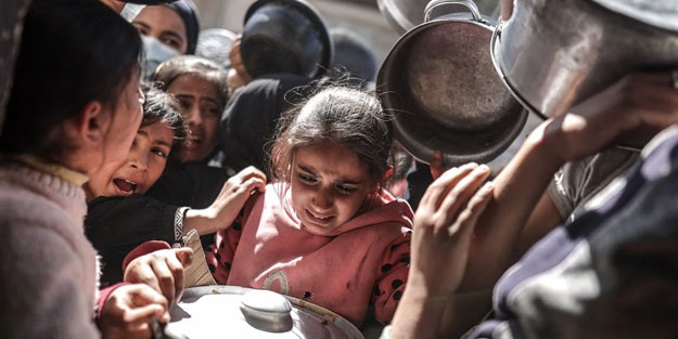 Gazze'de açlıktan ölenlerin sayısı artıyor