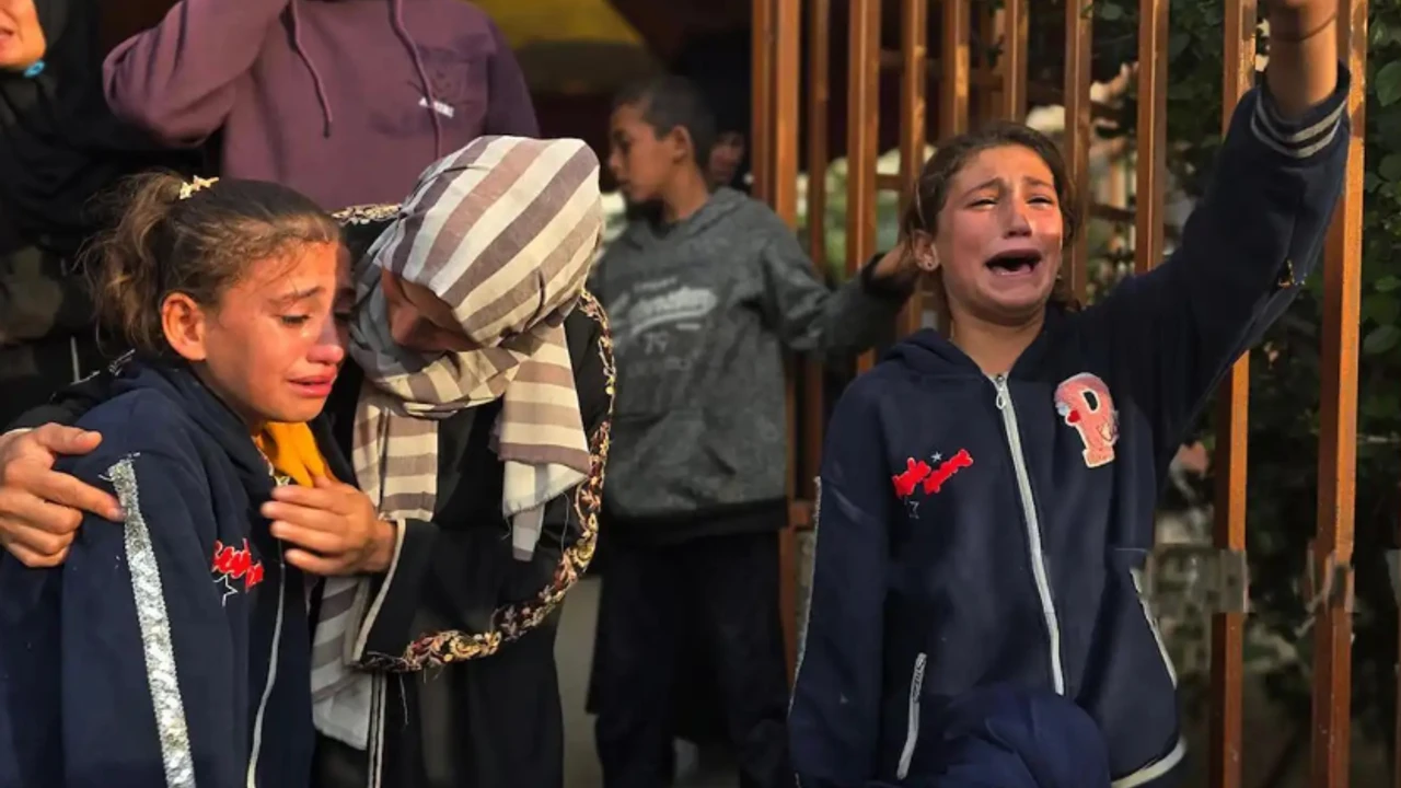 Gazze'de bir çocuk daha şehit oldu!