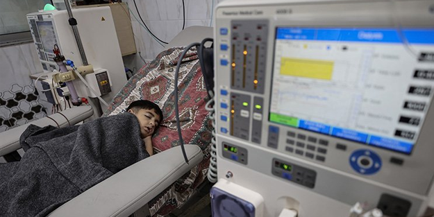 Gazze'de hastaneler yakıtsız kalırsa yüzlerce böbrek hastasının hayatı da tehlikede kalacak!