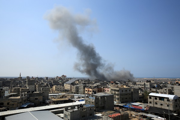 Gazze’de hava saldırıları görüntülendi