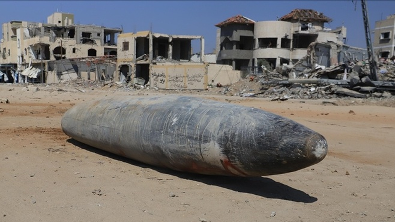 Gazze'de işgalcilerin attığı patlamamış binlerce mühimmat var