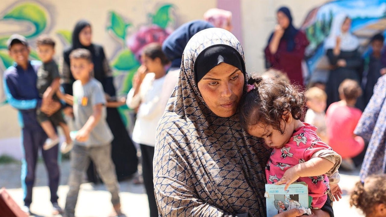 Gazze'de İsrail saldırılarında son 24 saatte 83 şehit