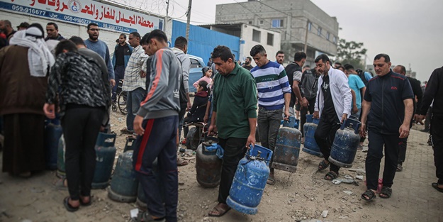 Gazze'de mutfak tüpü krizi! Hastalanmaya başladılar