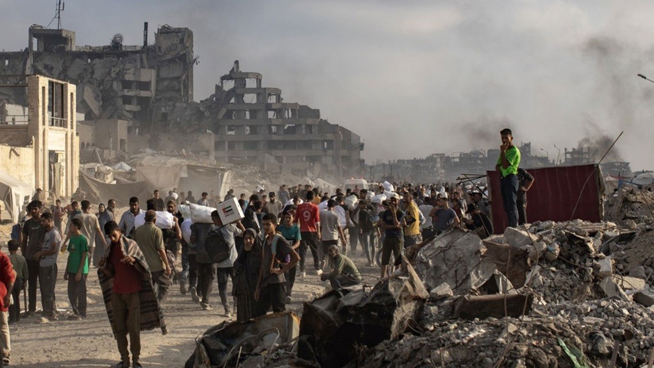 Gazze’de şehit sayısı 55 bin 998’e yükseldi