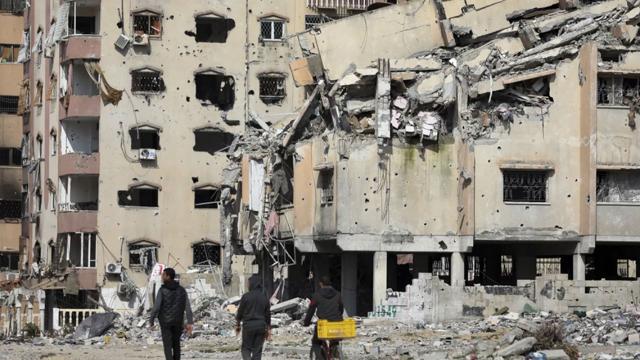 Gazze'de şehit sayısı 57 bin 575'e yükseldi