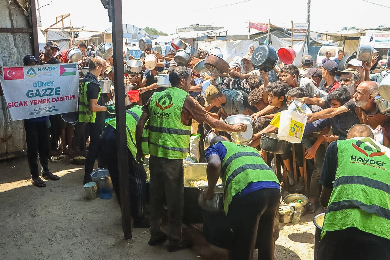 Gazze'de Soykırımın 731. Gününde: HAYDER, Umudu Yaşatıyor
