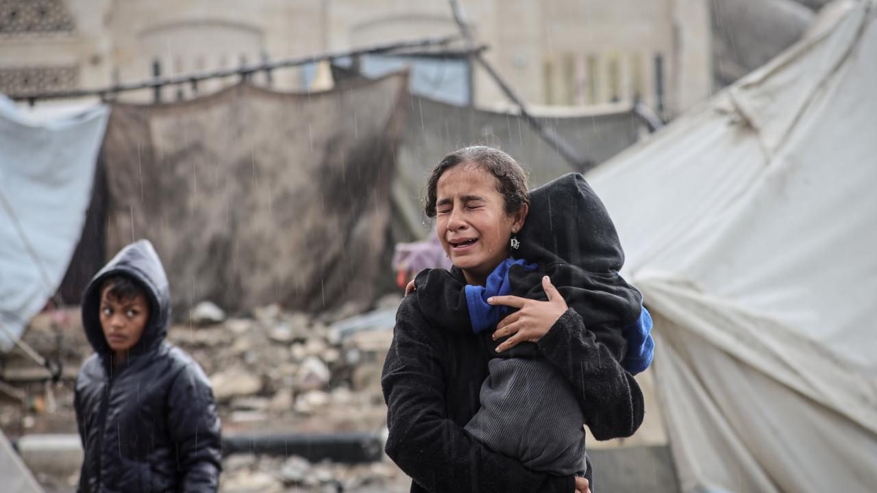 Gazze'de yağışlar nedeniyle insani trajedi yaşanıyor!