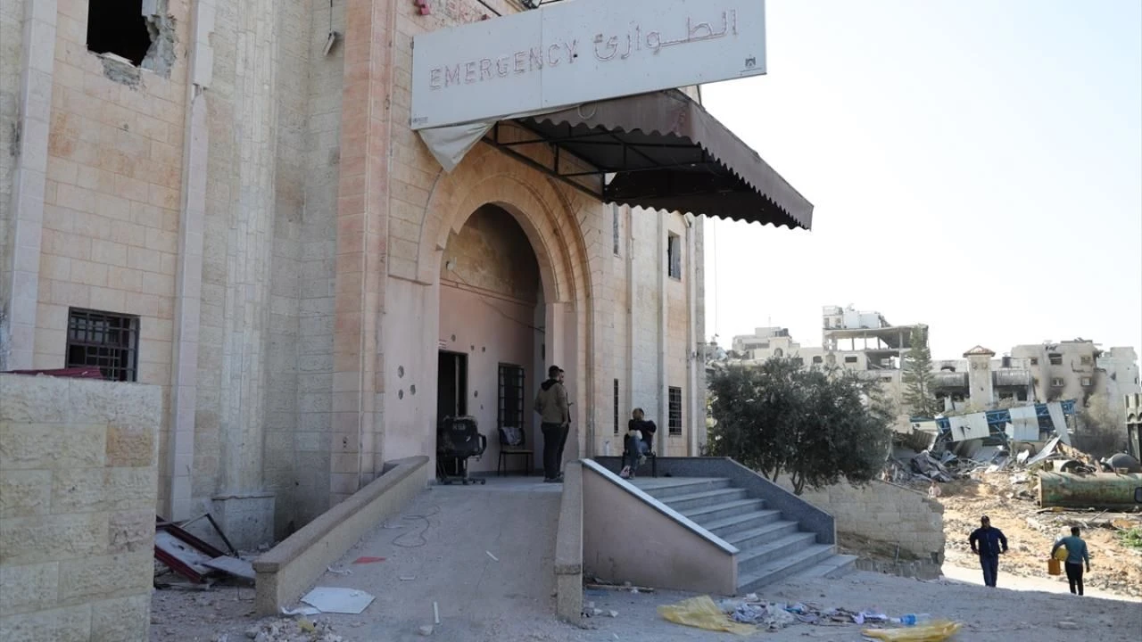 Gazze'deki Endonezya Hastanesi kuşatma altında!