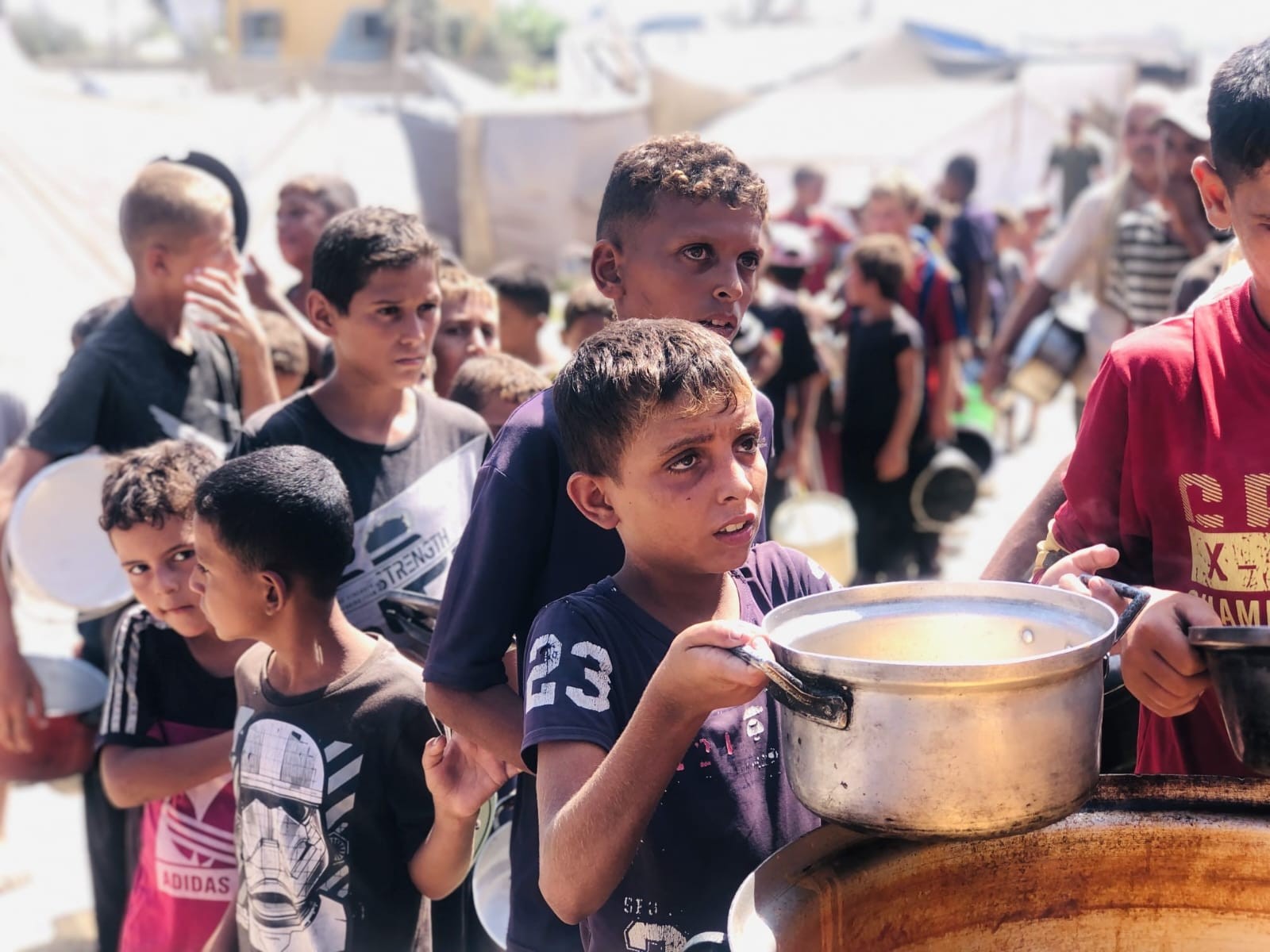 Gazze’deki Mağdurların Sofrasına Kızılay’la Umut Olun