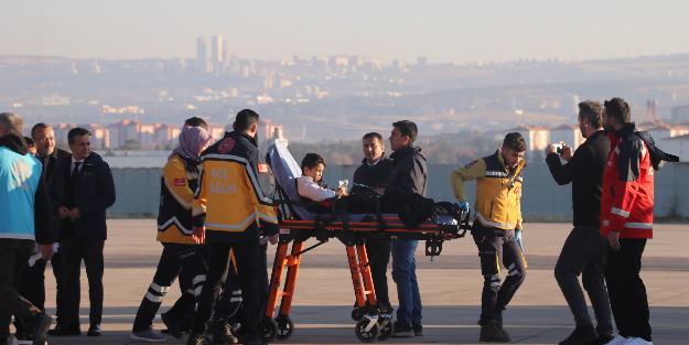 Gazzeli hastalar Türkiye'ye ulaştı!