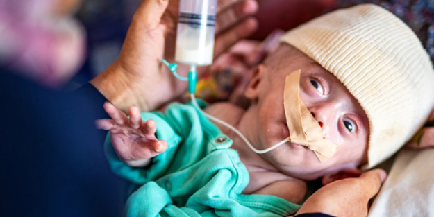 Gazzeli Serebral Palsi hastası bebek, tedavi edilmeyi bekliyor!