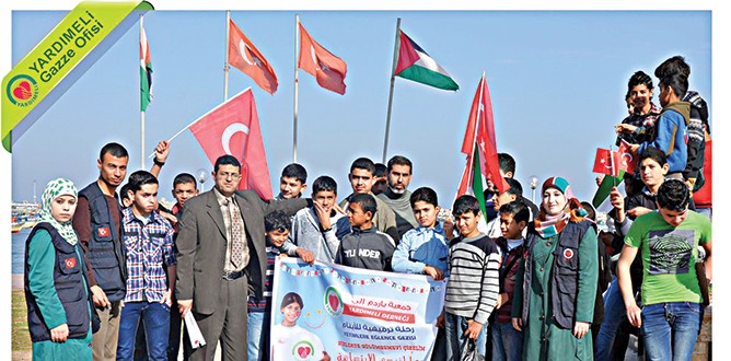 Gazzeli yetimlerin yüzü güldü