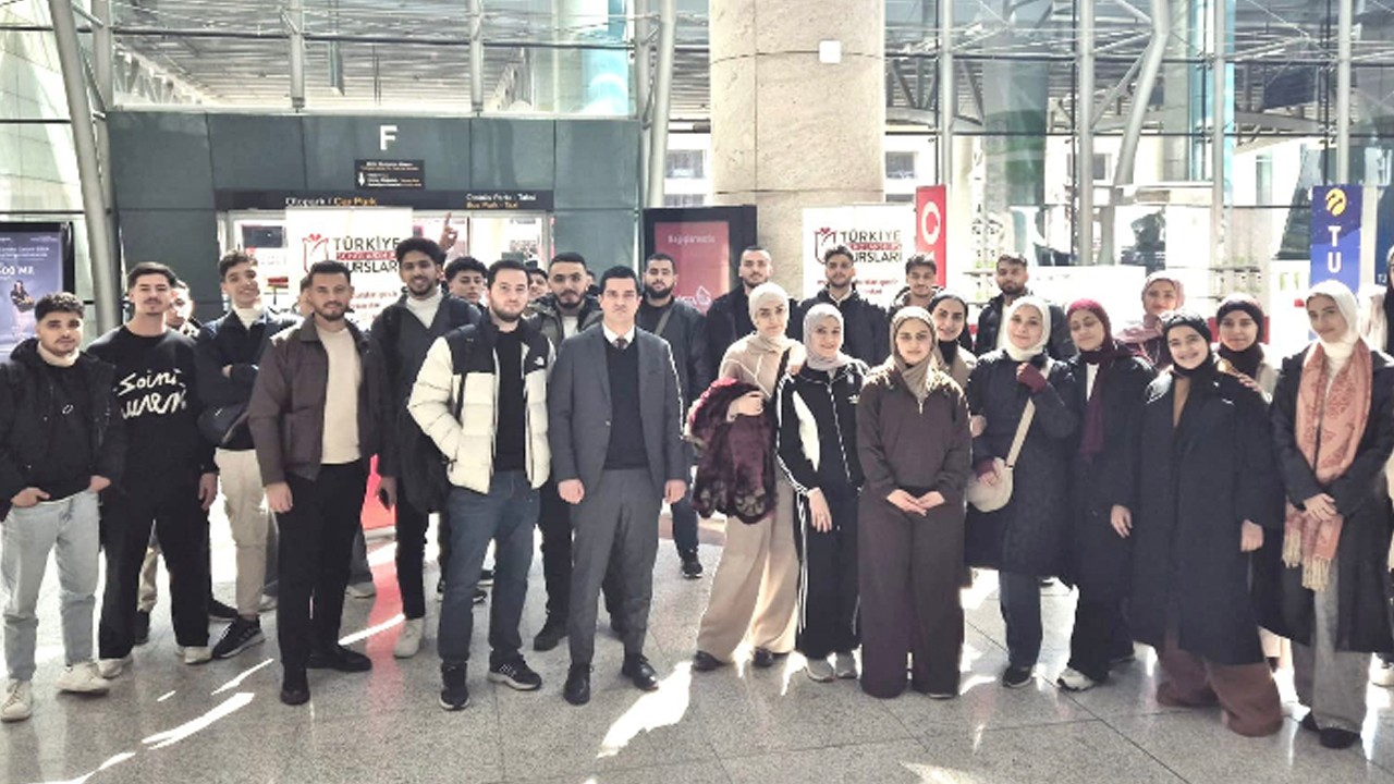 Gazze'nin geleceğini inşa edecek öğrenciler Türkiye'de...